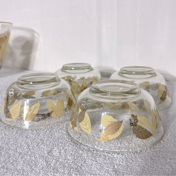 Vintage MCM Gold Leaf Large Glass Salad Bowl With 4 Matching Small Bowls - Picture 10 of 16